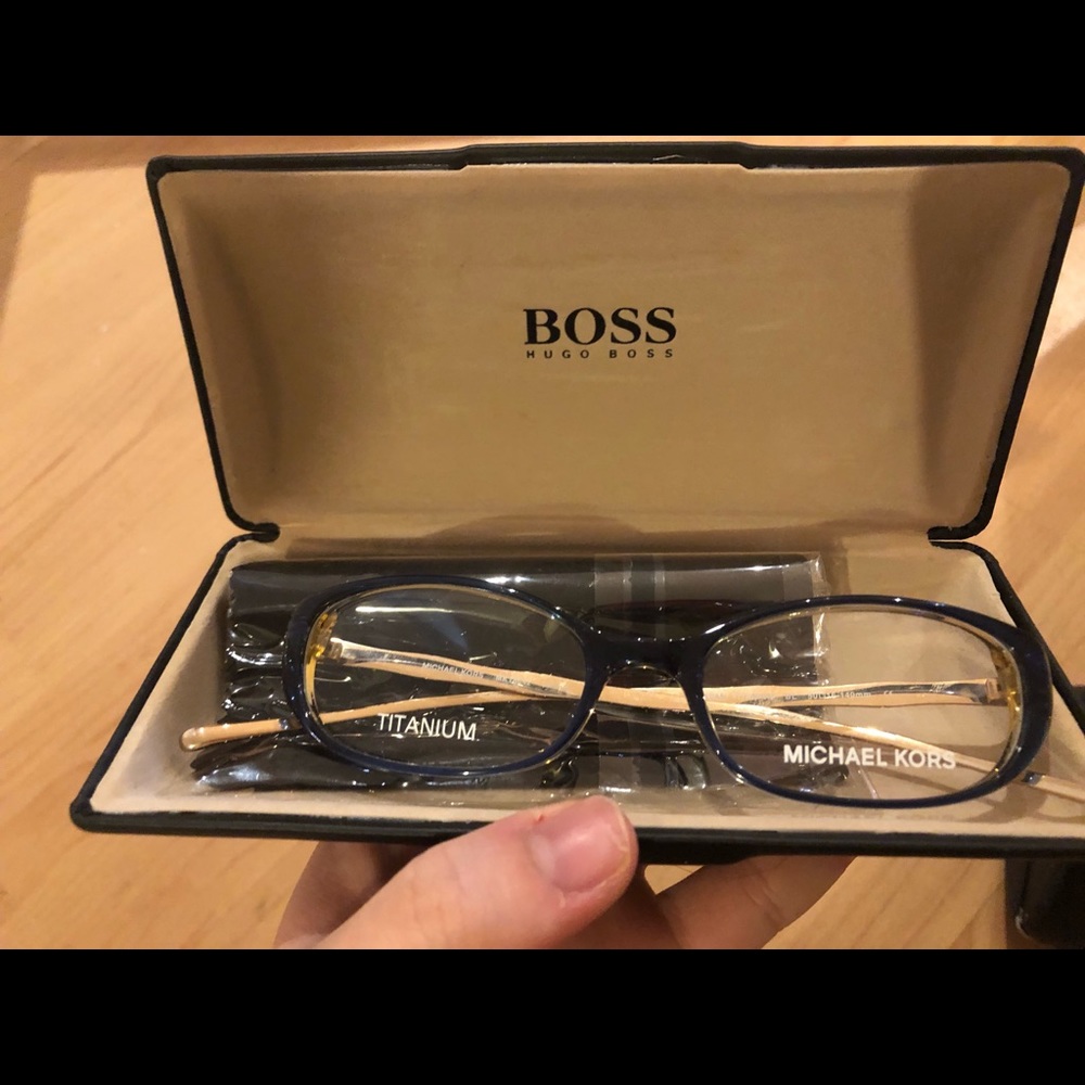 Boss eyewear set - Picture 2 of 10